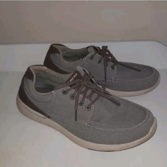 Sketchers Mens Relaxed Fit Air-Cooled Memory Foam Shoe Size 10.5US/9.5UK. EUR 44 - Picture 1 of 8